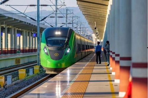 昆明高铁爆料视频最新,速度与激情,西南交通新篇章 第2张 昆明高铁爆料视频最新,速度与激情,西南交通新篇章 第2张